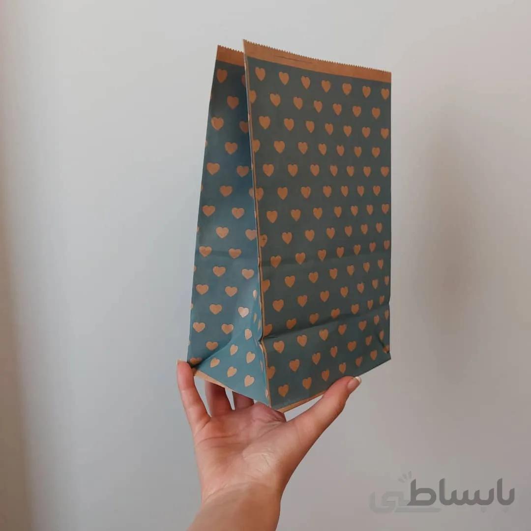 پاکت هدیه آبی نفتی قلبی متوسط