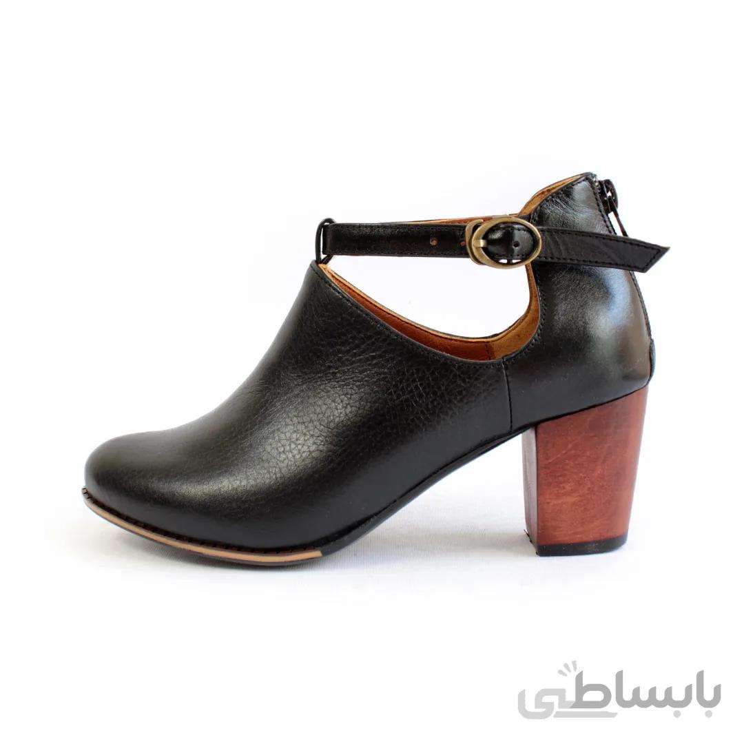 صندل زنانه مدل مالنا