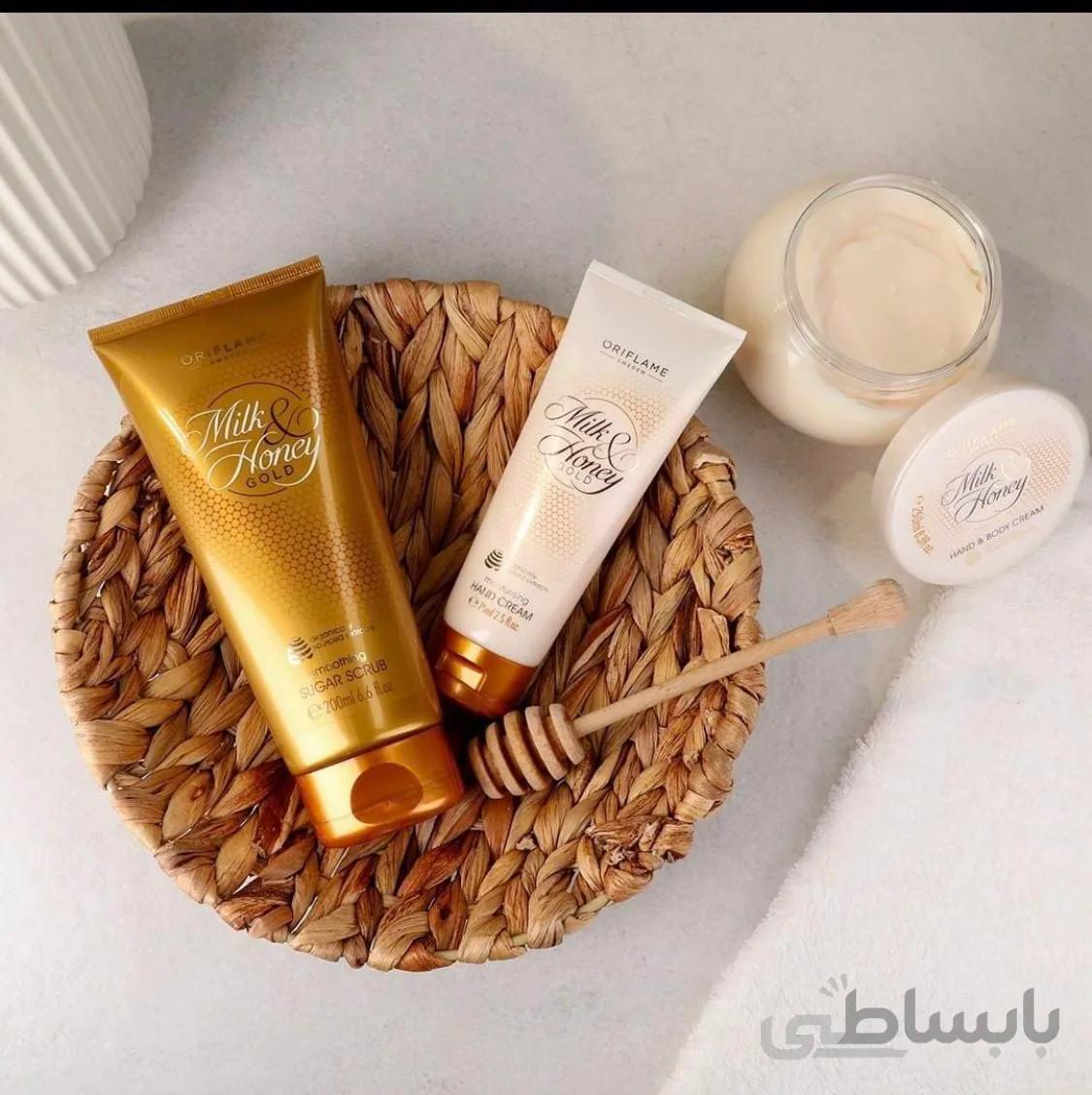 اسکراب بدن اوریفلیم مدل milk & honey