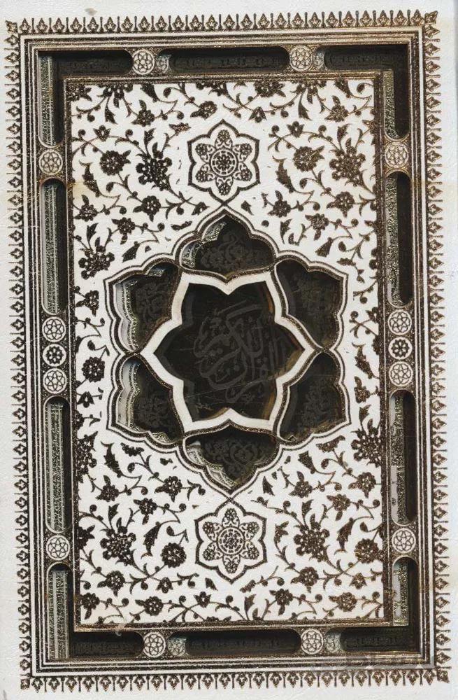 قرآن کریم عثمان طه،همراه با دفتر رویدادهای مهم زندگی (باقاب،ترمو،لیزری،پلاک دار)(کد ناشر : 232)