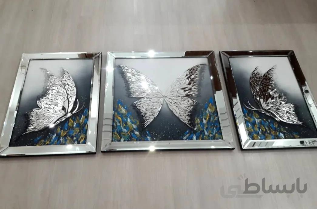 تابلو نقاشی پروانه سه تکه آیینه ی با قاب آیینه ی کد ۱۰۲۰۳۳