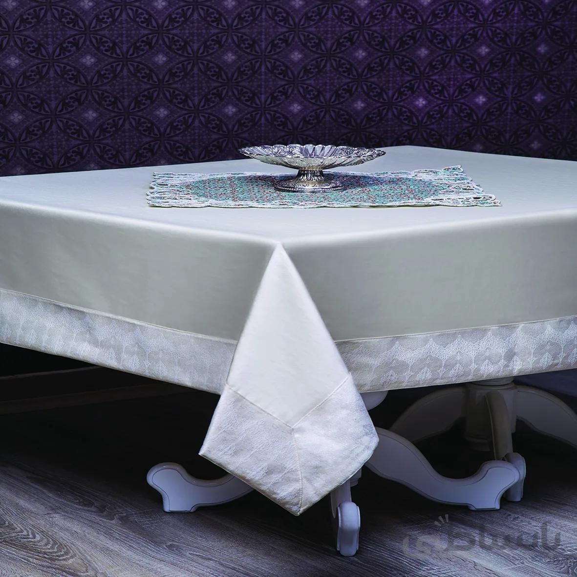 رومیزی حاشیه دار 6 نفره مستطیل 180*150 کتیبه کرم