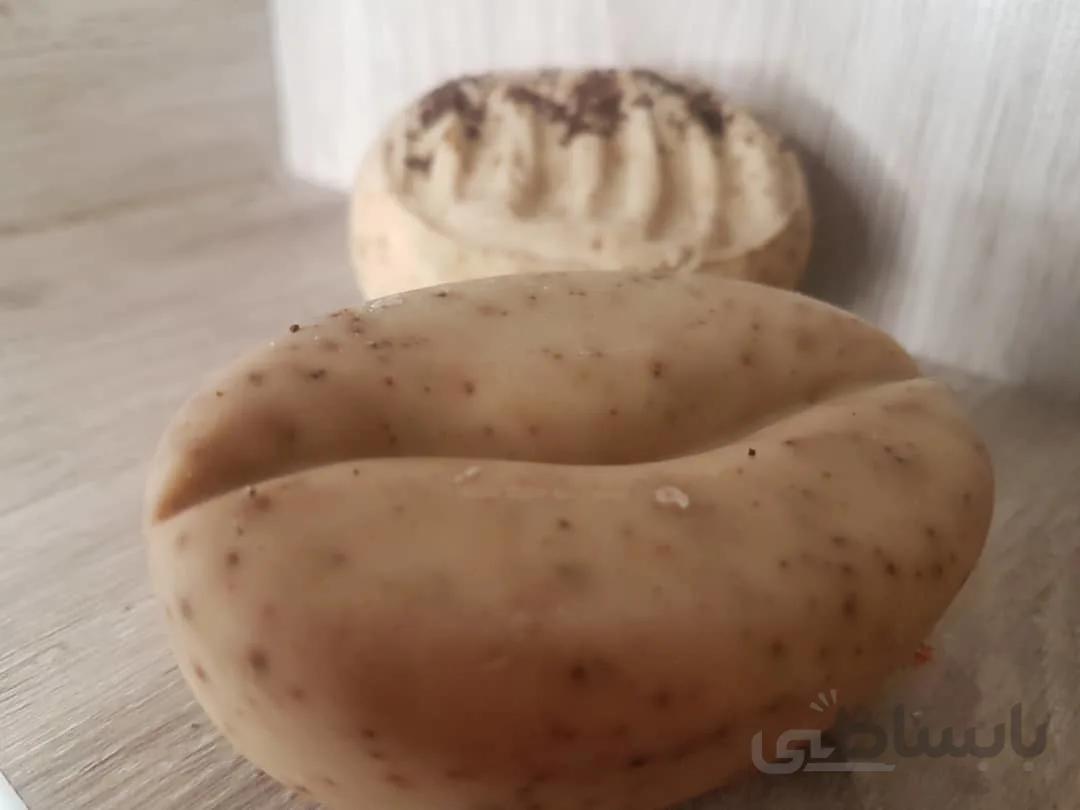 صابون پن دستساز گیاهی اسکراب صورت قهوه و چای سبز