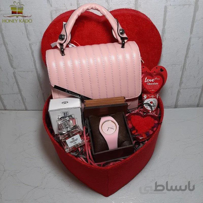 پک هدیه دارینا