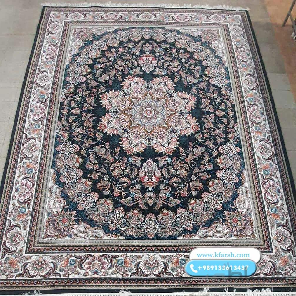 فرش ۷۰۰ شانه تراکم ۱۸۰۰ طرح میخک