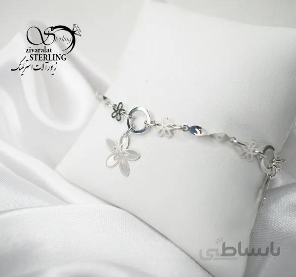 دستبند زنانه آویز گلدار