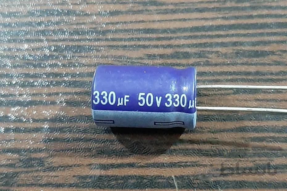 AiSHi 50V 330uF – خازن الکترولیت، ۵۰ ولت، ۳۳۰ میکروفاراد