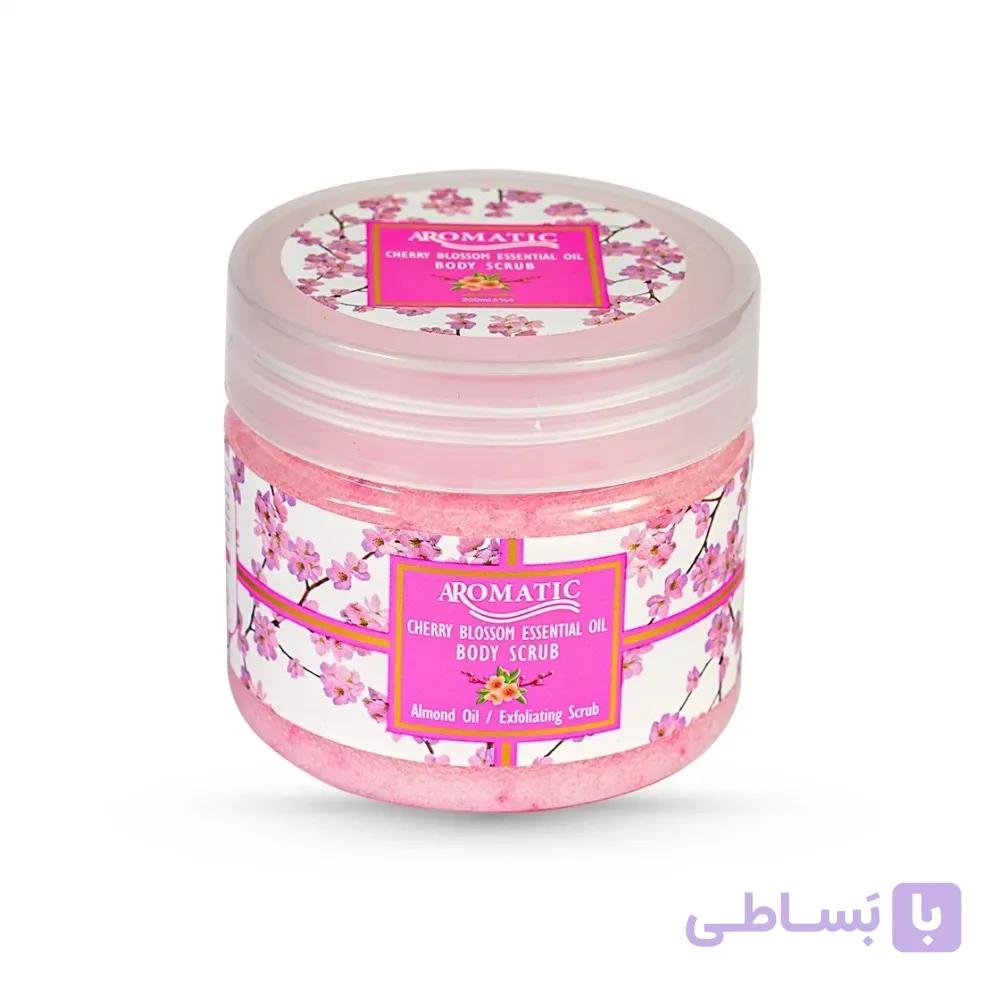 ژل اسکراب بدن حاوی عصاره شکوفه گیلاس 200 میل