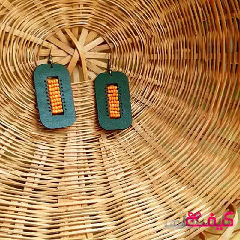 گوشواره چرم و منجوق مدل پند هفتم