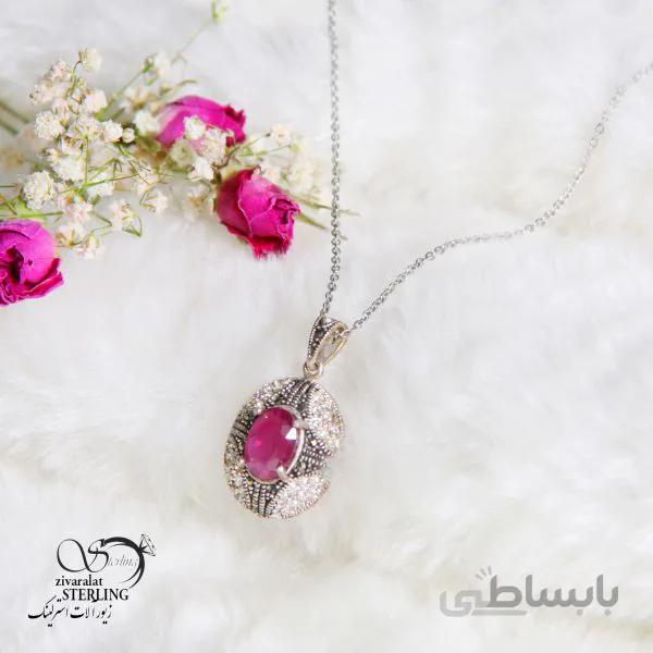 گردنبند نقره زنانه با سنگ یاقوت سرخ