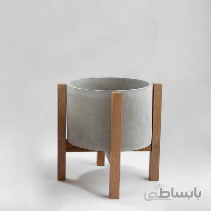 گلدان بتنی پایه دار متوسط