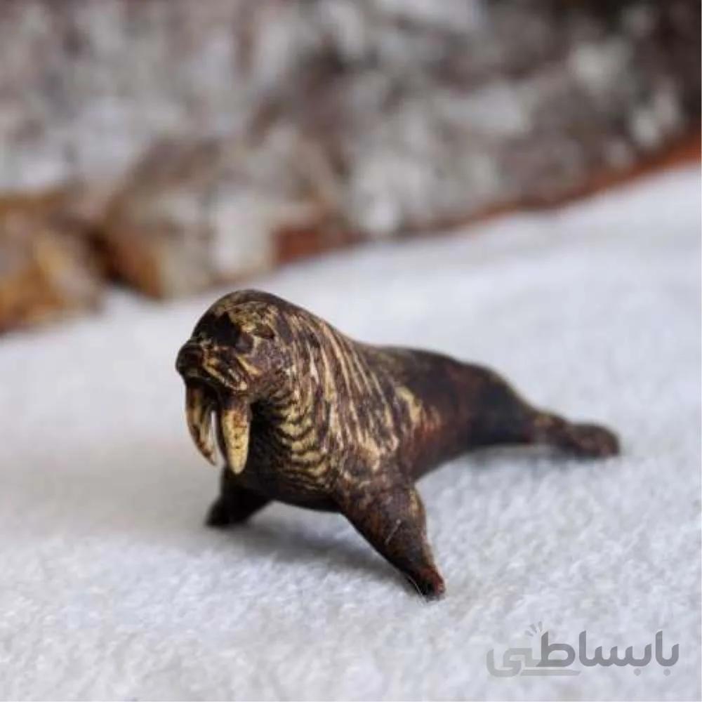 دکوری دستساز چوبی طرح شیردریایی ا Handmade decor of sea lion design