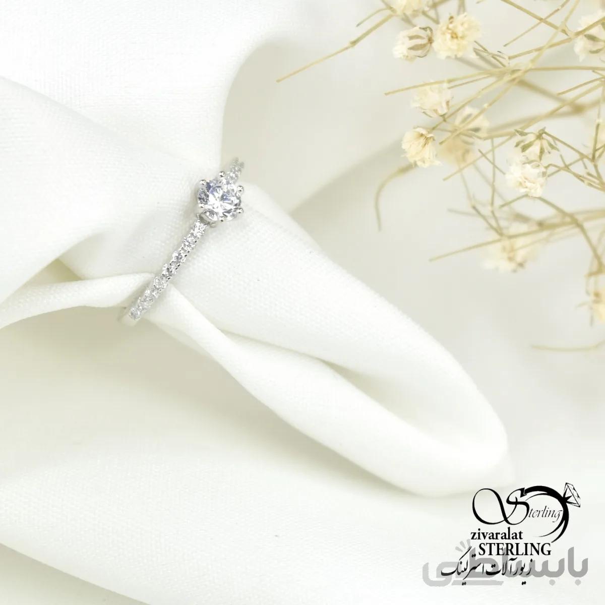 انگشتر نقره تک نگین زنانه کد: 5939