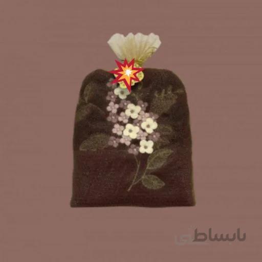 حوله دست و صورت گلدوزی