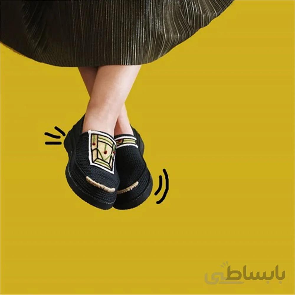 گیوه دست دوز زنانه تلفیق گلدوزی و نقاشی کد 1 ا handmade sneaker combine of embroidery and paint code 1