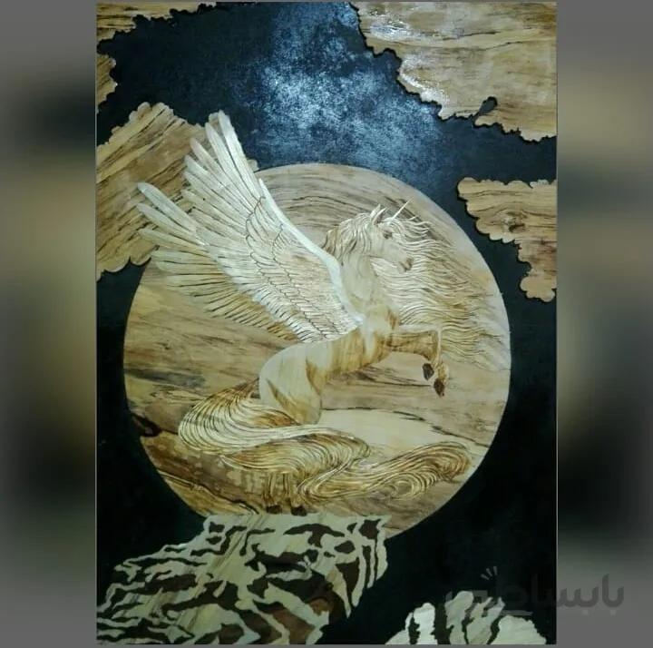 تابلو معرق و محرق ساقه گندم طرح اسب پرنده کد ۱۰۱۱۶۲