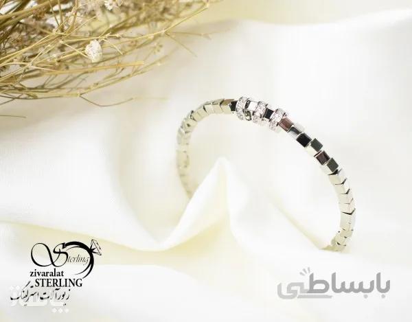 دستبند النگویی البرنادو زنانه نقره ای مربعی کد 656401