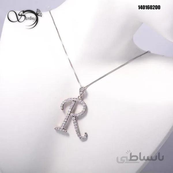 گردنبند نقره R کد:۱۲۲۴