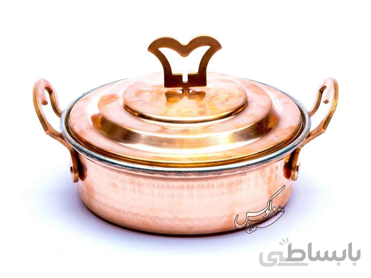 ماهیتابه مسی در دار