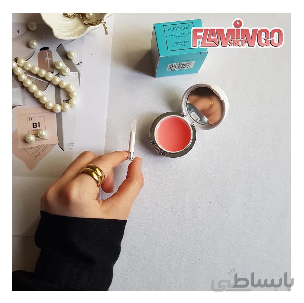 ماسک لب ترمیم کننده و لایه بردار هدی موجی HUDAMOJI moisturizing lip mask with brush