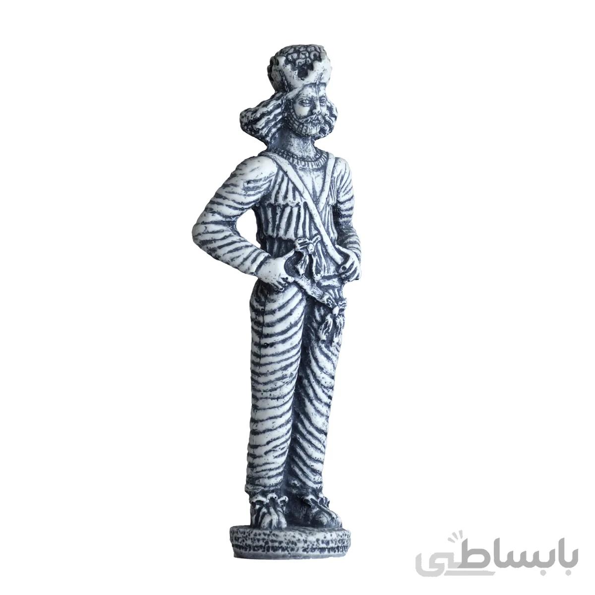 مجسمه شاپور پادشاه ساسانی