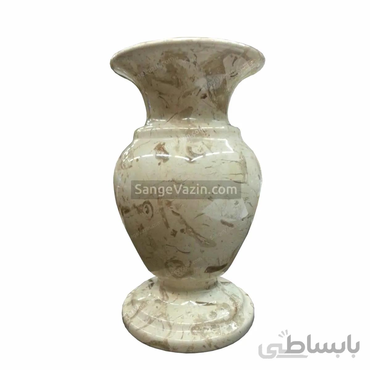 گلدان پر طاووسی