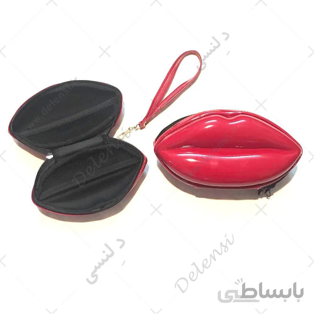 کیف لوازم آرایشی طرح لب قرمز