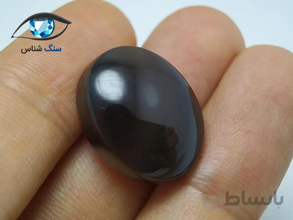 عقیق جزع سیاه طبیعی زیبا 5 گرم