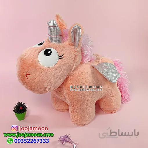 عروسک اسب تک شاخ بالدار مظلوم