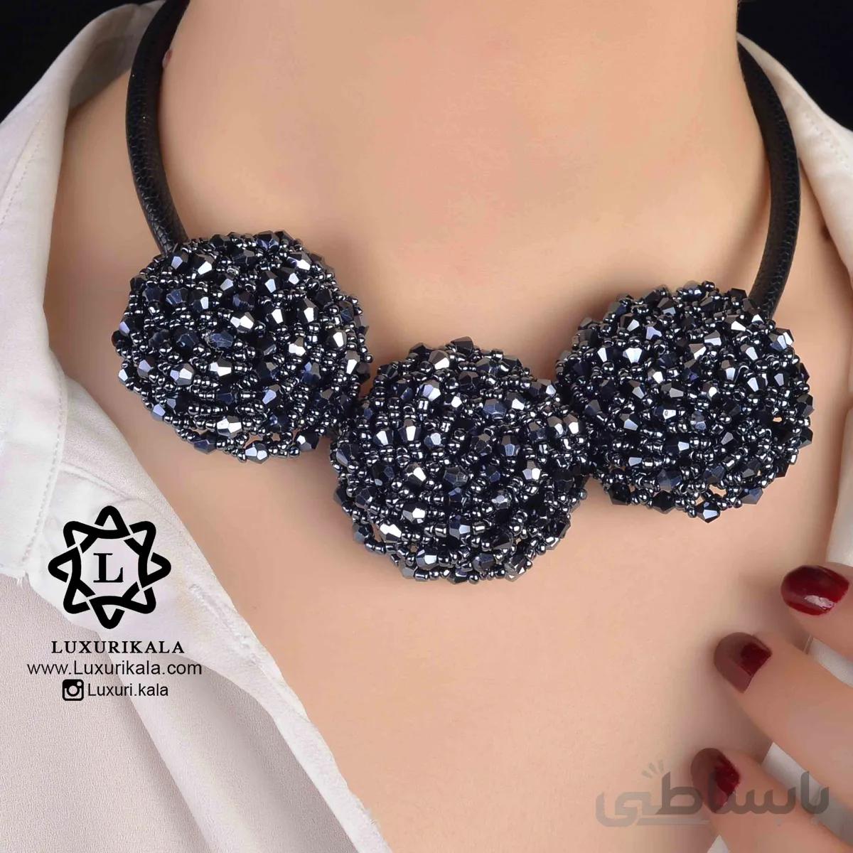 گردنبند چرم طرح گل