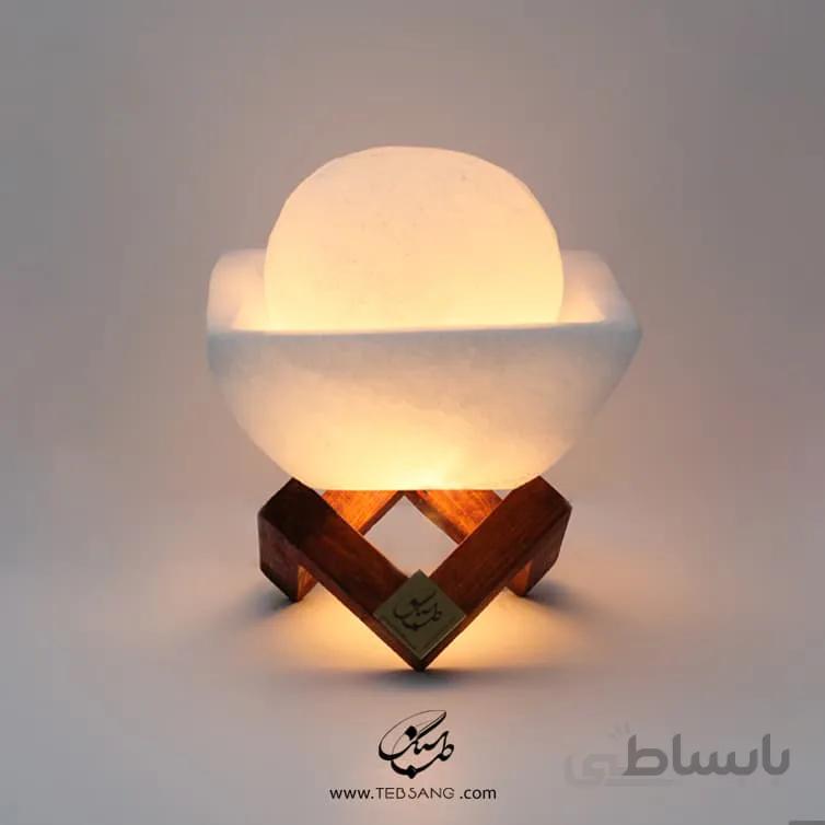 آباژور سنگ نمک طرح ماه پیکر پایه چوبی