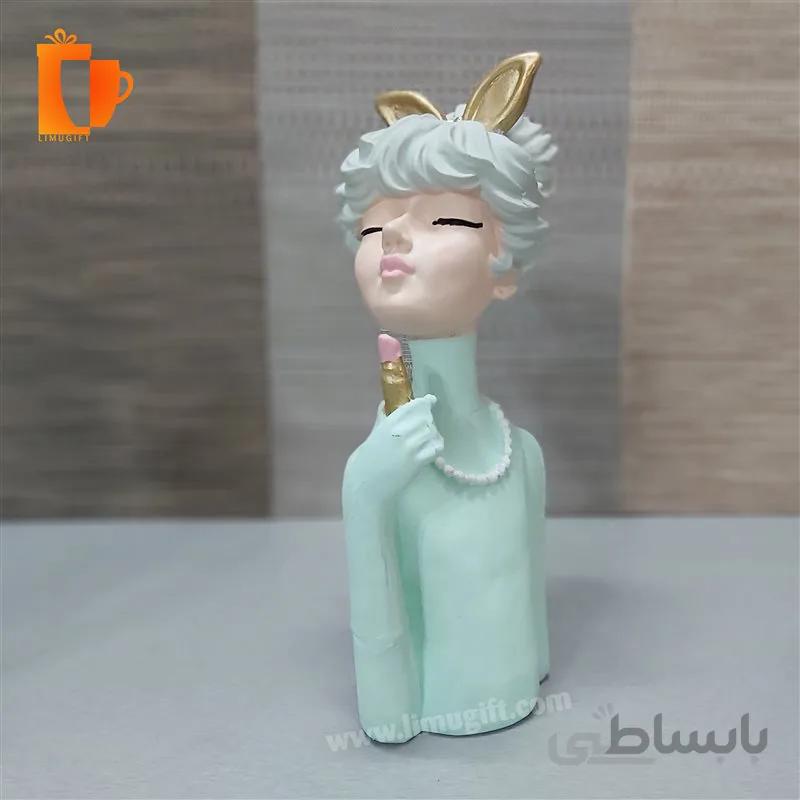 مجسمه پلی استری دختر ماتیکی