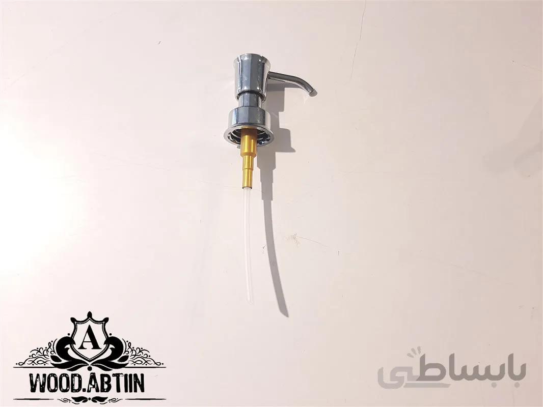پمپ نقره ای