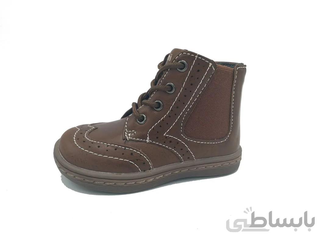 بوت بچگانه قهوه ای