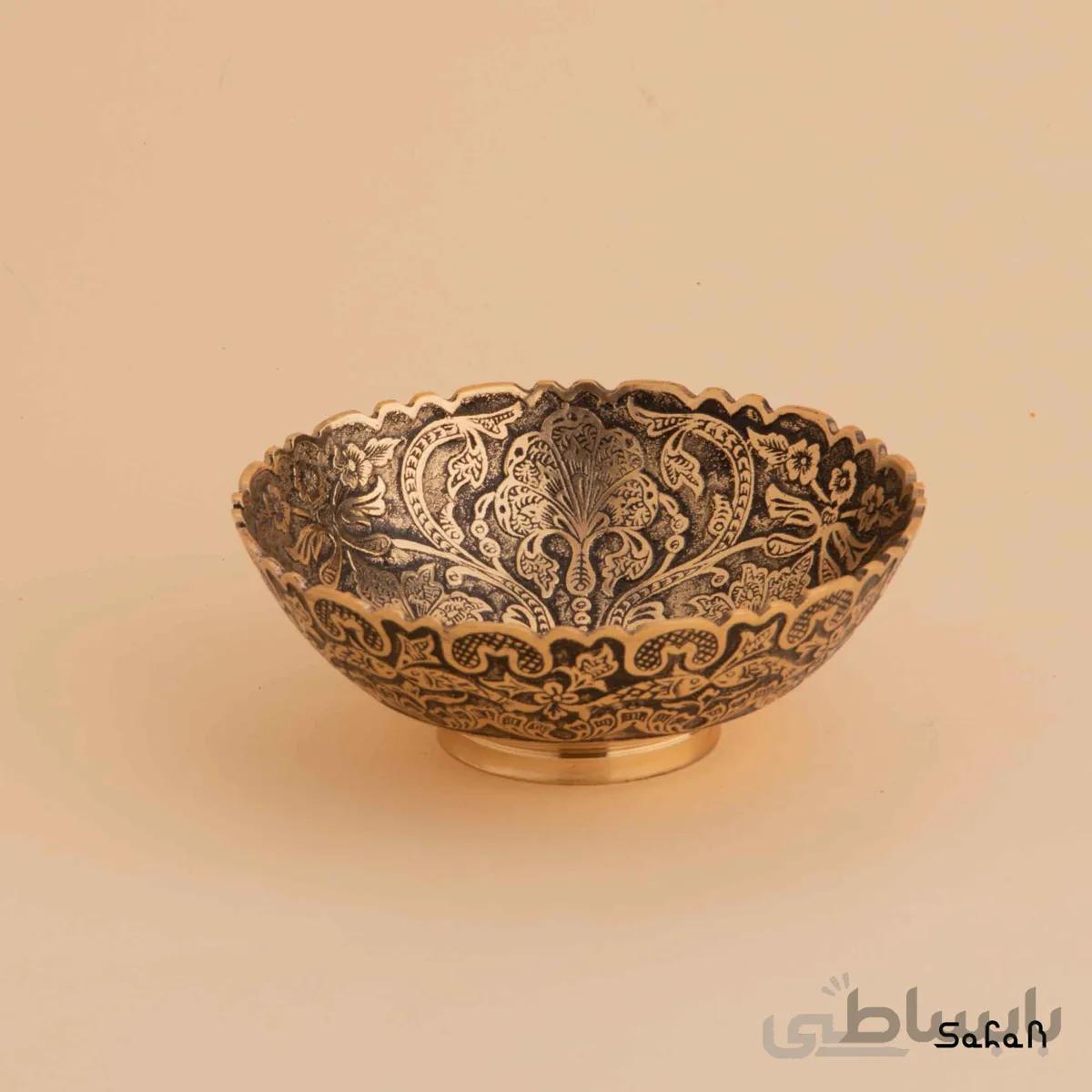 کاسه دورو برنجی طلایی مدل گل کنگره