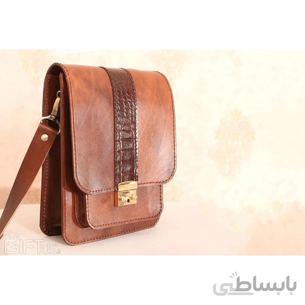 کیف چرمی دوشی زنانه کد 04