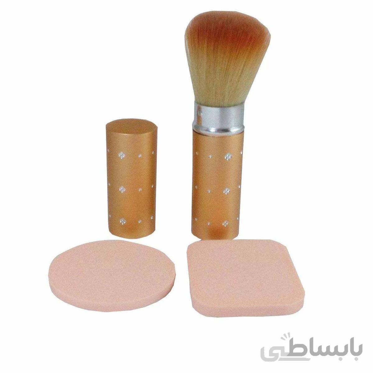 برس آرایشی (1 عدد) مدل M70 به همراه پد آرایشی مدل T55 بسته 2 عددی ونداهایپر