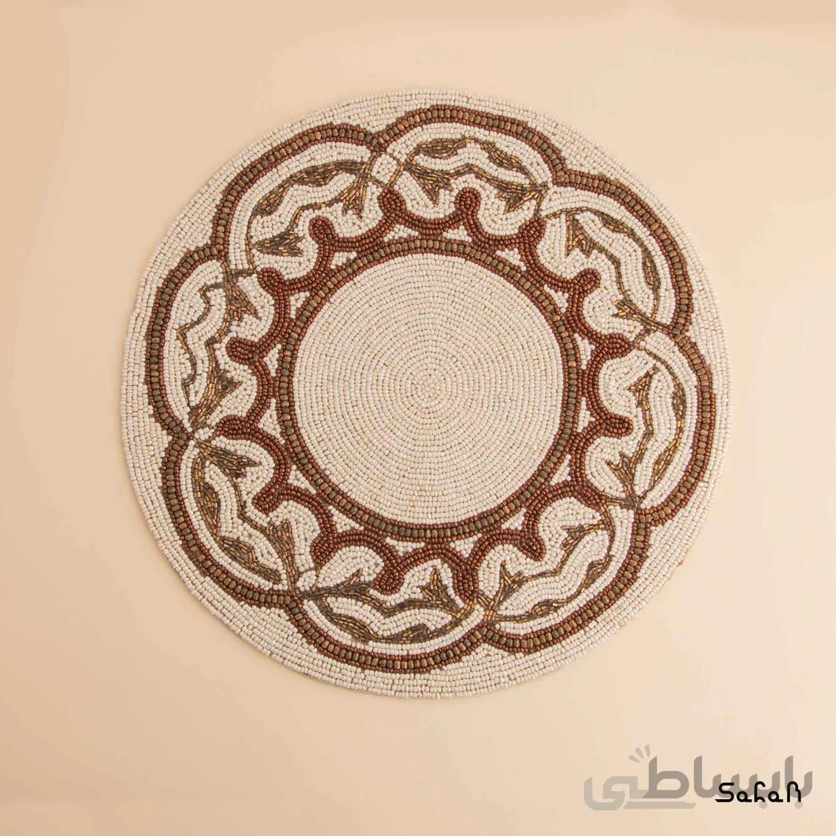 رومیزی منجوق دوزی کرم مدل 5