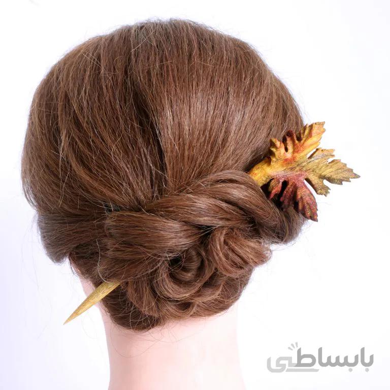 گیره مو تکی دستساز چوبی طرح برگ افرا بهاری کد ۱۰۲۴۵۵