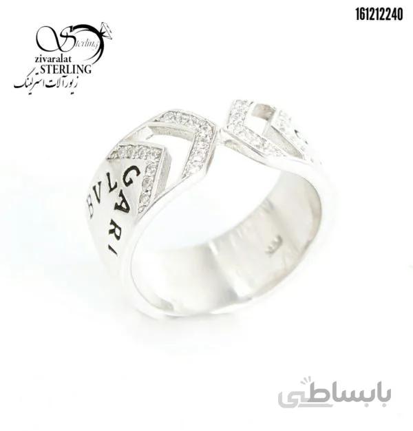 انگشتر نقره زنانه مدل مثلثی