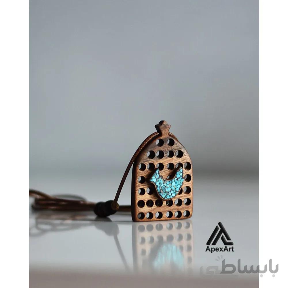 گردنبند چوبی طرح مرغ آمین