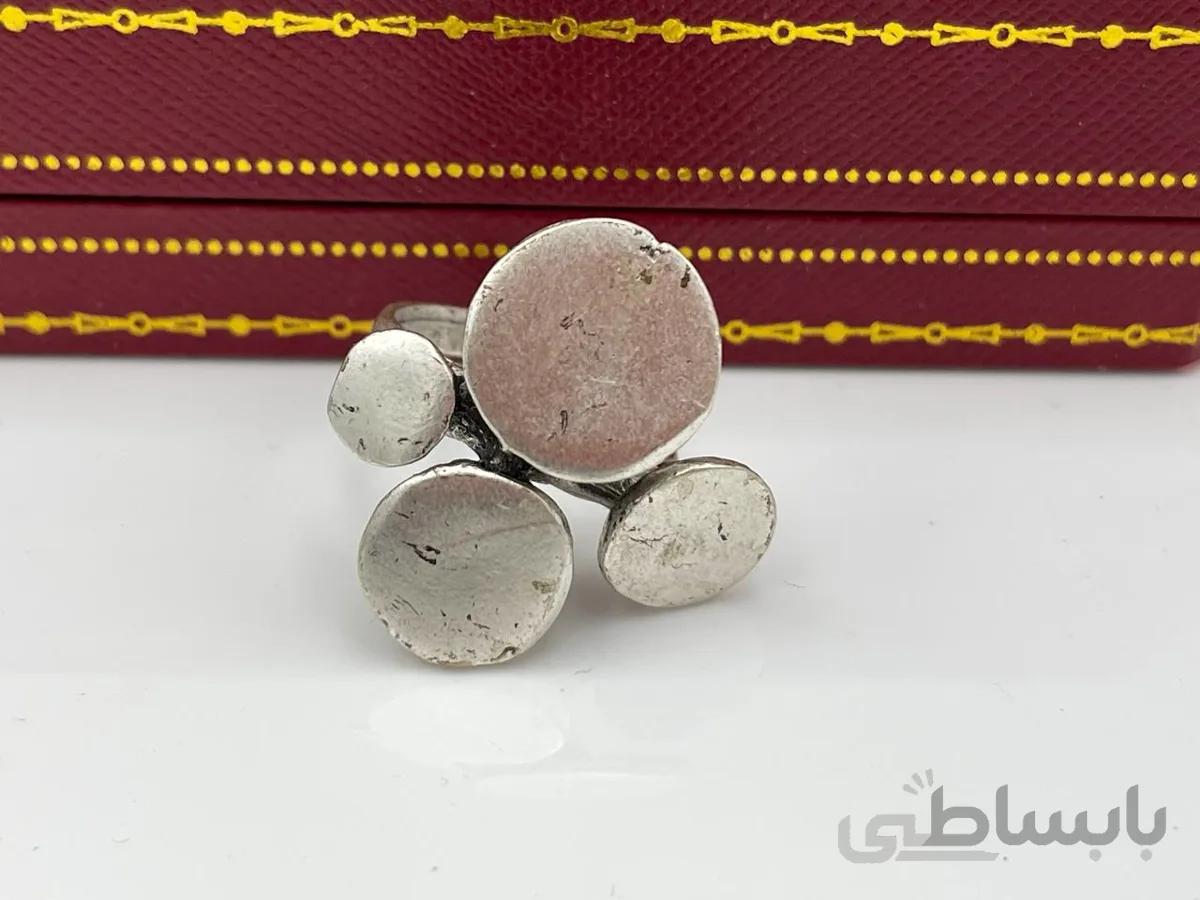 انگشتر ورشو طرح خاص