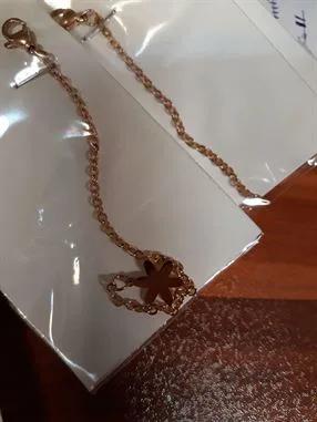 آویز ساعت مدل گل رنگ رزگلد
