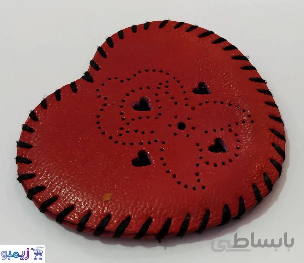 آینه جیبی سمبه‌کاری قرمز
