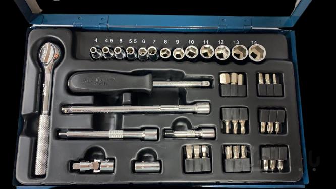 جعبه بکس 41 پارچ 1/4 درايو جي تک