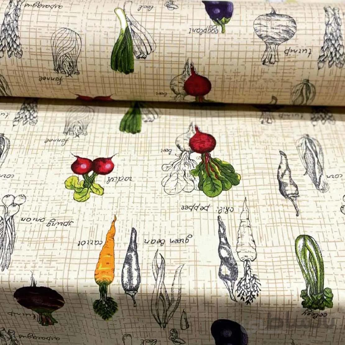 رومیزی سفره ای چاپی رزین تاژ 10 نفره مستطیل 140*280 طرح تربچه