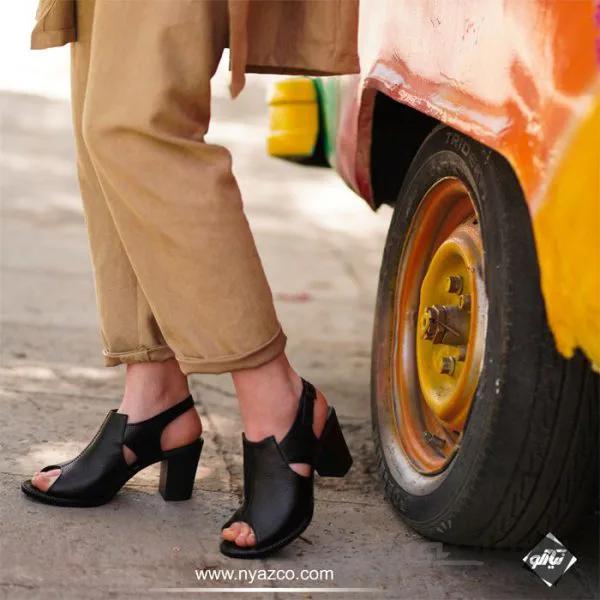 کفش پاشنه دار زنانه راینو چرم کد ۱۰۵
