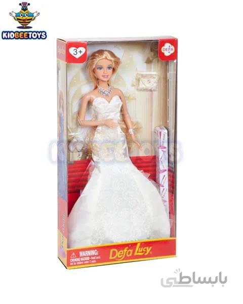 عروسک باربی با لباس شب