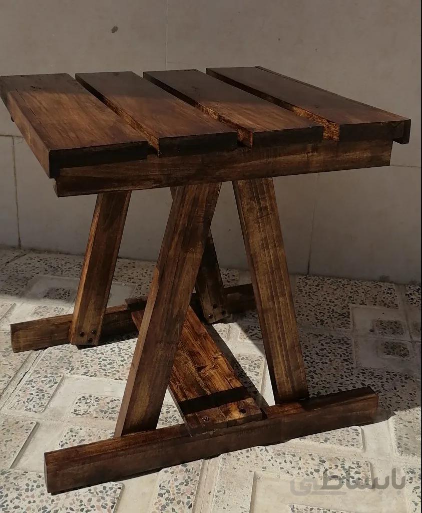 نیمکت چوبی تک نفره
