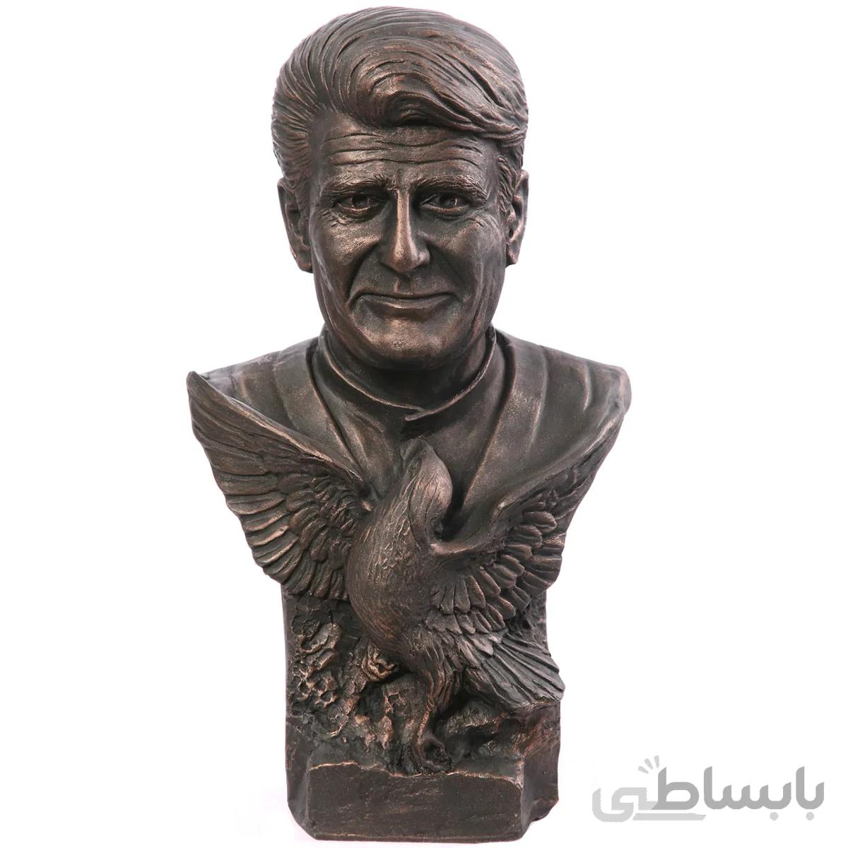 سردیس استاد شجریان